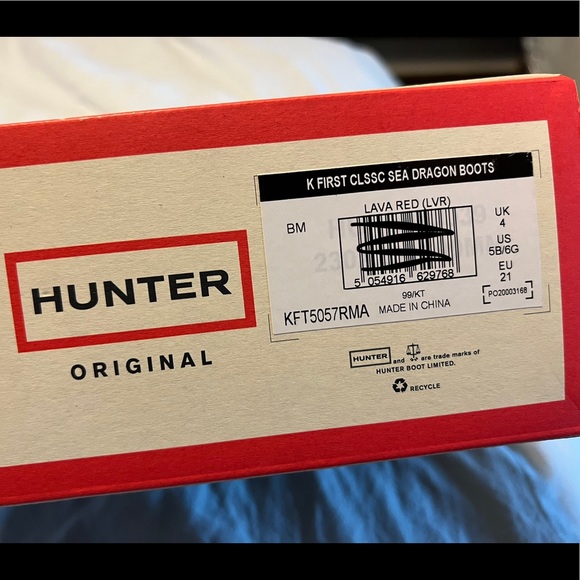 NEW in box! Hunter Rain Boots Red Sea Dragon - Picture 5 of 5